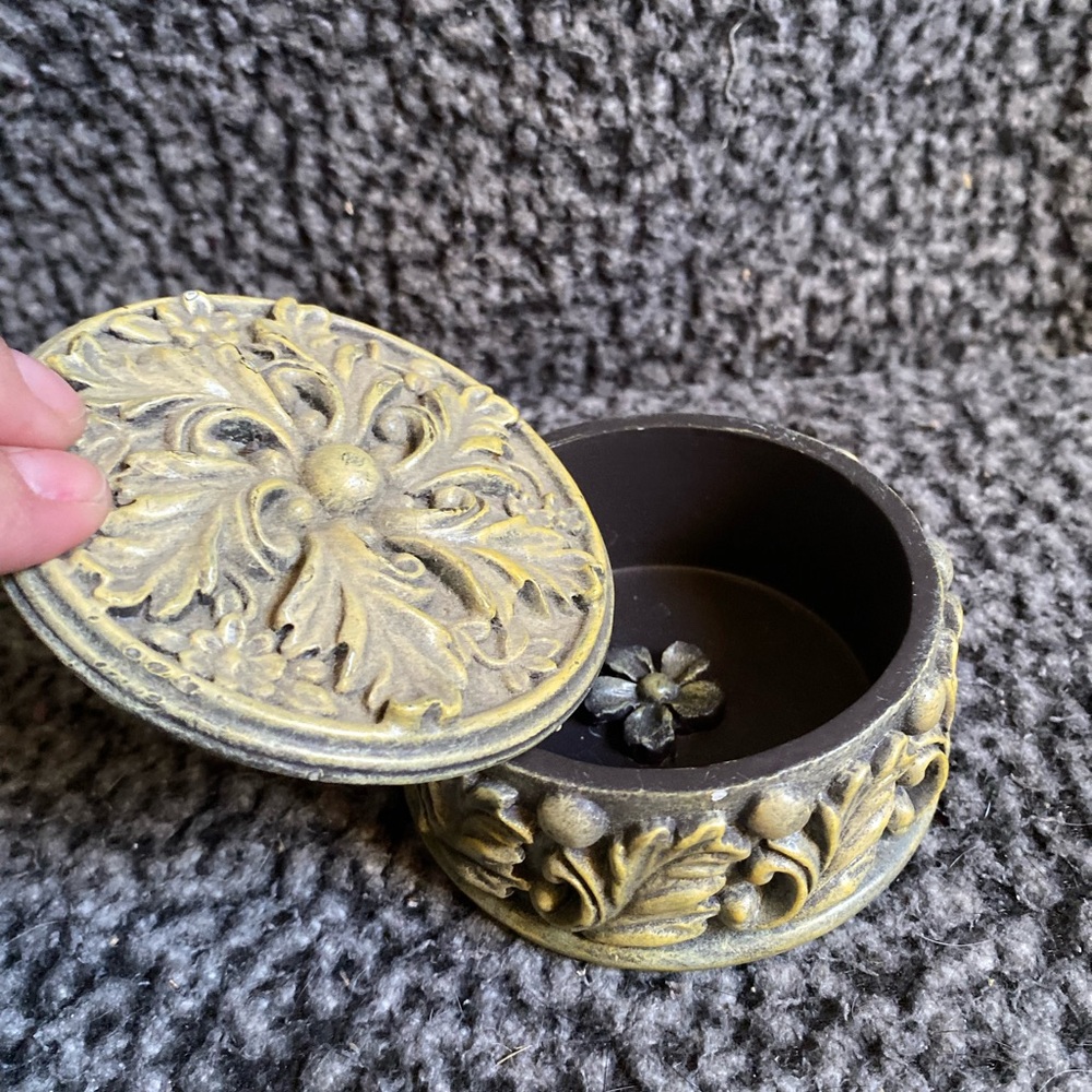 Small jewelry container-Gently used, plenty of life left​